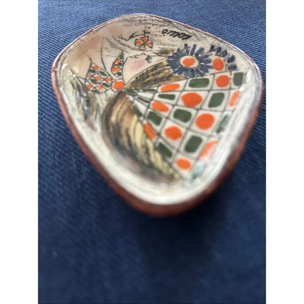 Vintage Italian Coccio Ceramic Trinket Dish, Shows Stylish Girl in Scarf, Signed